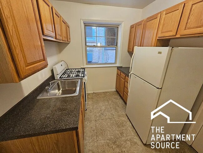 Photo - 932 Judson Ave Unit E1