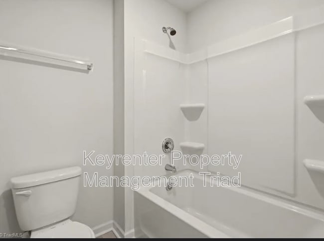 Photo - 7448 Buckpasser Dr
