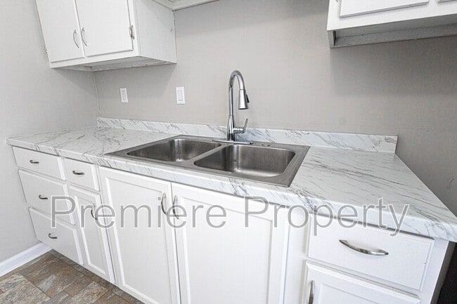 Photo - 1301 N Arrowhead Ridge