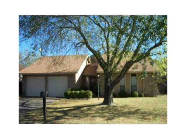 Building Photo - 1616 Woodhill Dr Rental