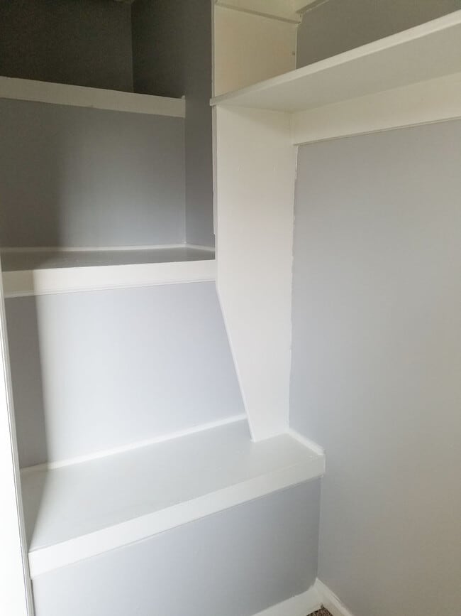 Photo - 1008 Manor Ln