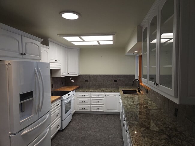 Photo - Spacious three bedroom home with solar