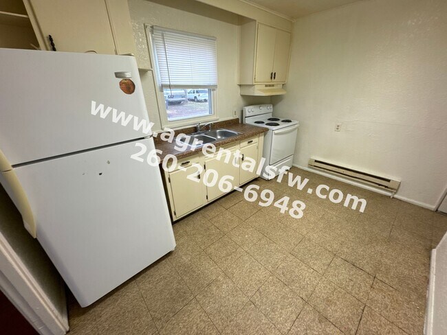 Photo - 2 Bedroom House - Section 8 OK!