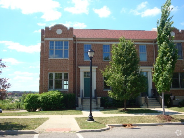 Building Photo - 201 W Mishawaka Ave Rental