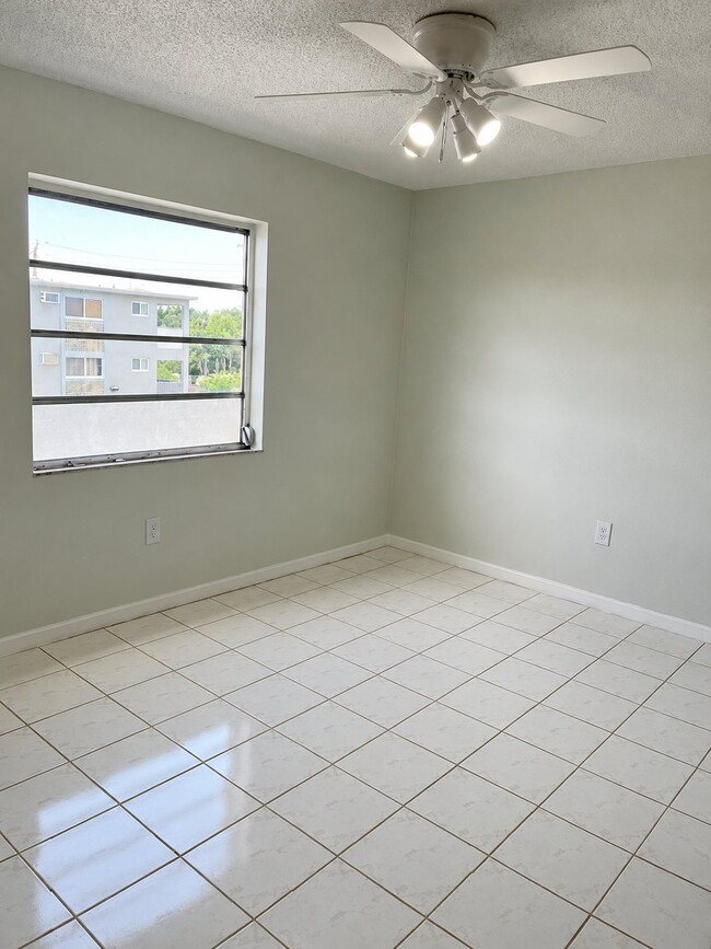 6090 W Flagler St Unit 307