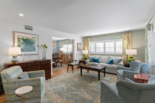 Photo - 4 bed, 3ba, 2 car garage home in Culbreath Heights