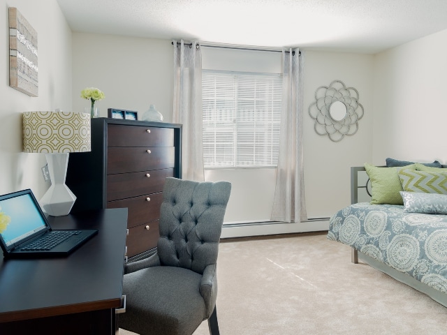 Model Bedroom