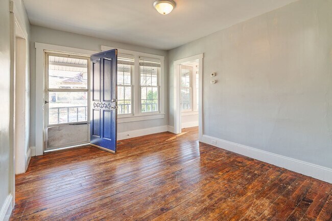 Photo - 15 Michigan Ave