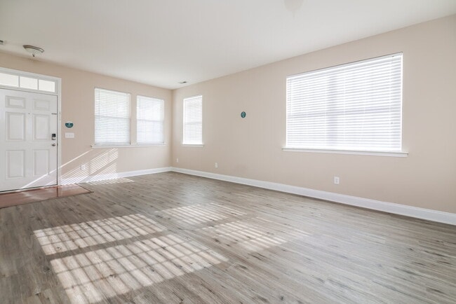 Photo - 5213 Meryton Park Way