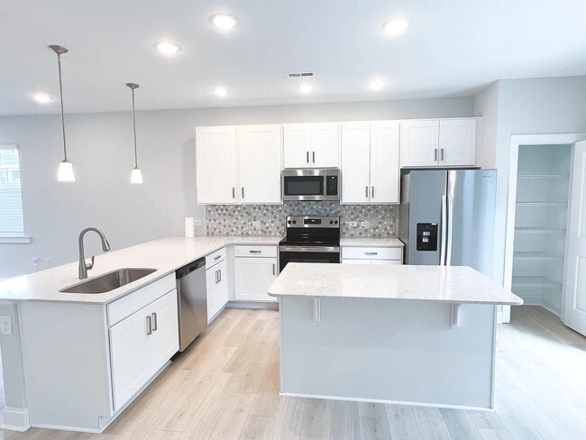 Photo - Room in Townhome on Old Grove Ln