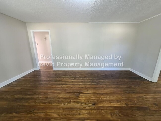 Photo - 1419 Depass Rd