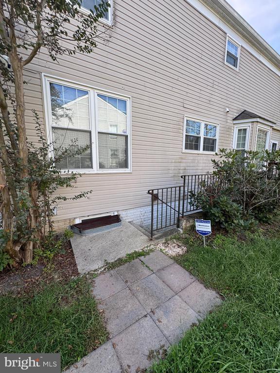 Photo - 2602 Ainsworth Terrace