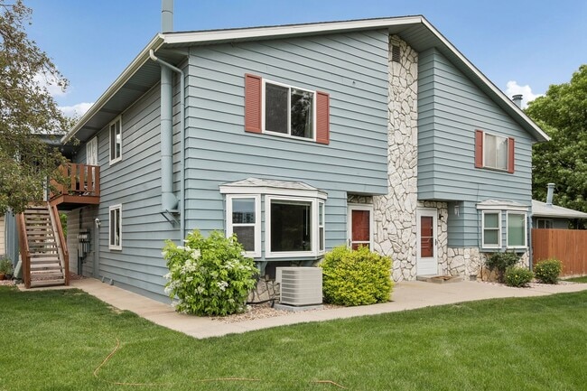1065 W 112th Ave
