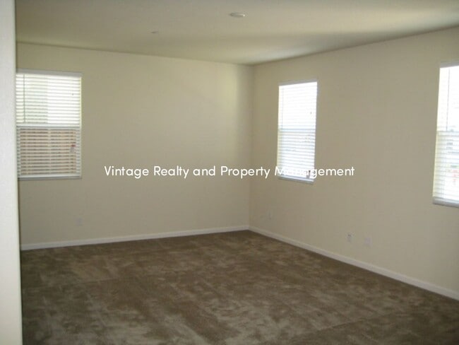 Photo - Available Soon!! Big 4 Bedroom Home That H...