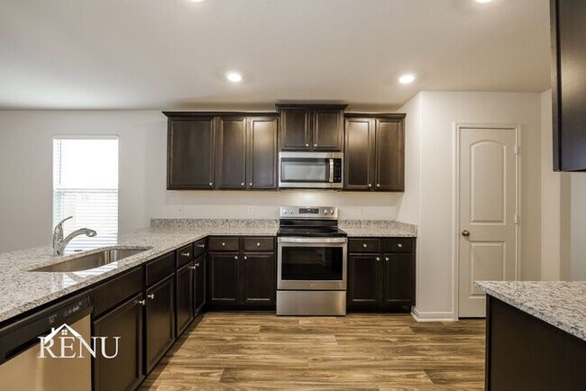 Photo - 10934 Chatham Ct