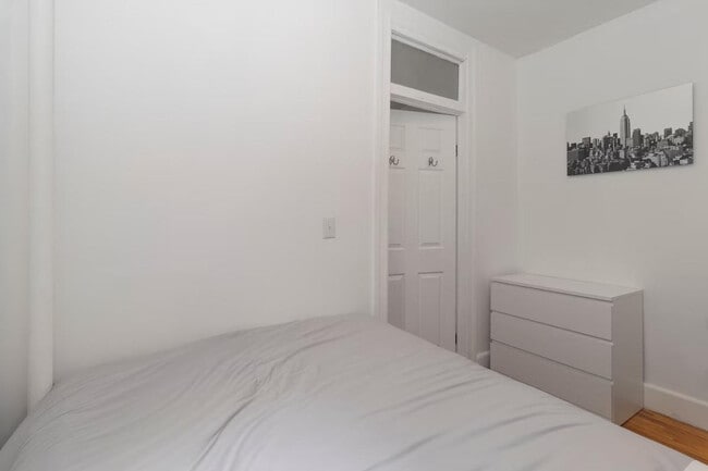 Photo - 322 E 93rd St Unidad SI ID1032047P