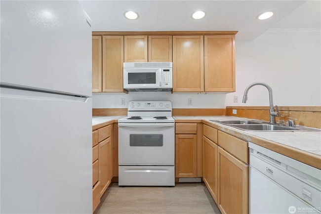 Photo - 17921 80th Ave NE