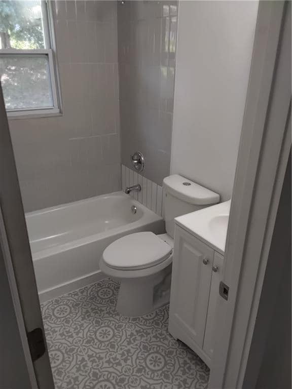 Photo - 6125 Cedar Wood Dr