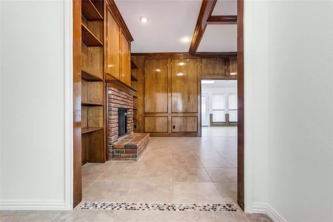 Photo - 4633 Centenary Dr