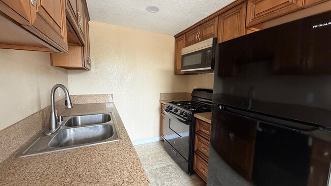 Photo - Two Bedroom One Bathroom Apartment in San Bernardino! Unidad 6