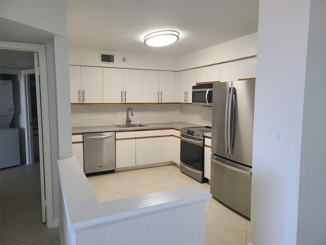 Photo - 3530 Mystic Pointe Dr Unit 2707