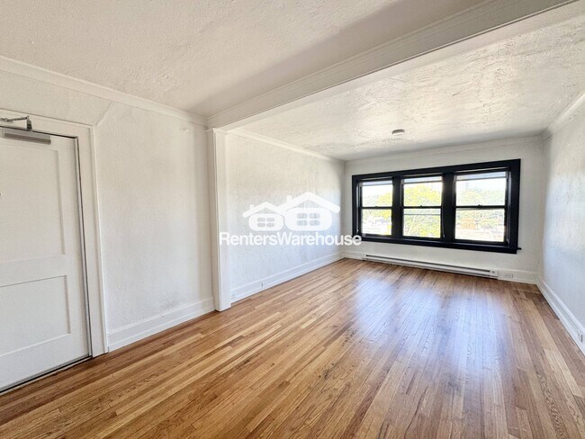 Photo - 2807 Grand Ave