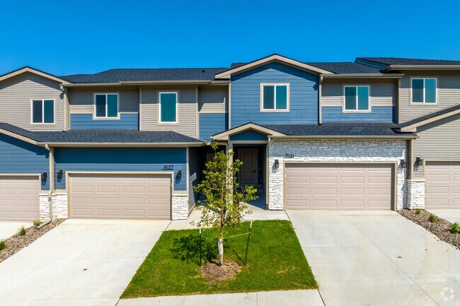 Manchester Townhomes - Manchester Townhomes