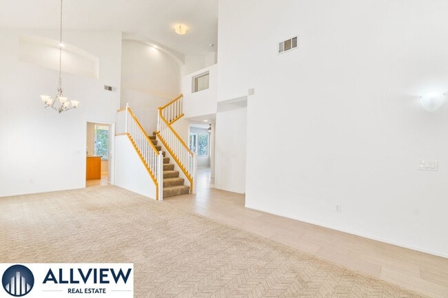 Building Photo - Beautifully Updated 4 Bedroom Single Family Home in Peaceful Glen Willow, West Irvine