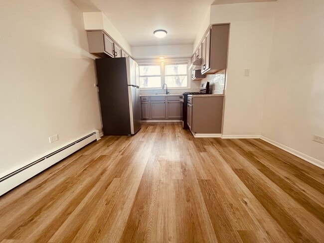 Photo - 8921 S Cottage Grove Ave Unit 3E