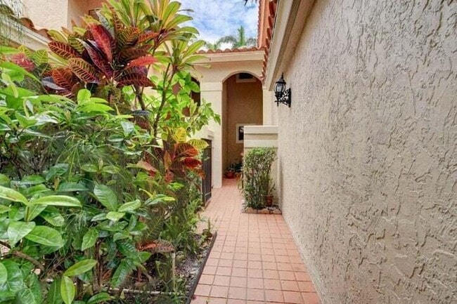 Photo - 6030 Verde Trail S Unidad 2050