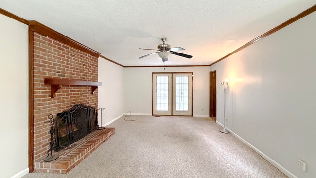 Photo - 2387 Riverchase Pl