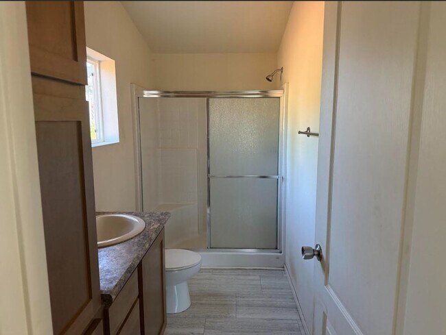 Photo - Newer 2 bedroom house on quiet street