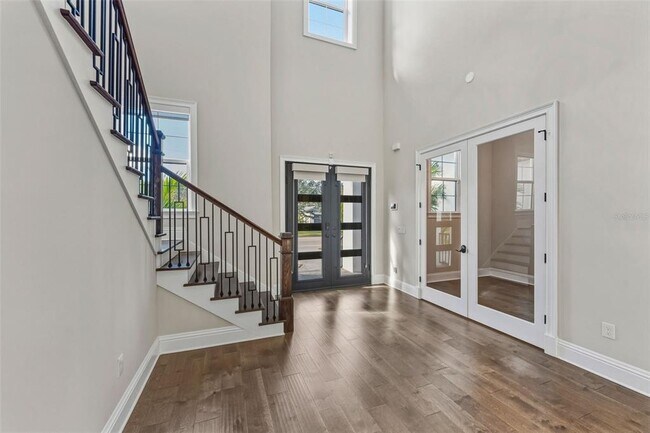 Photo - 481 W Davis Blvd