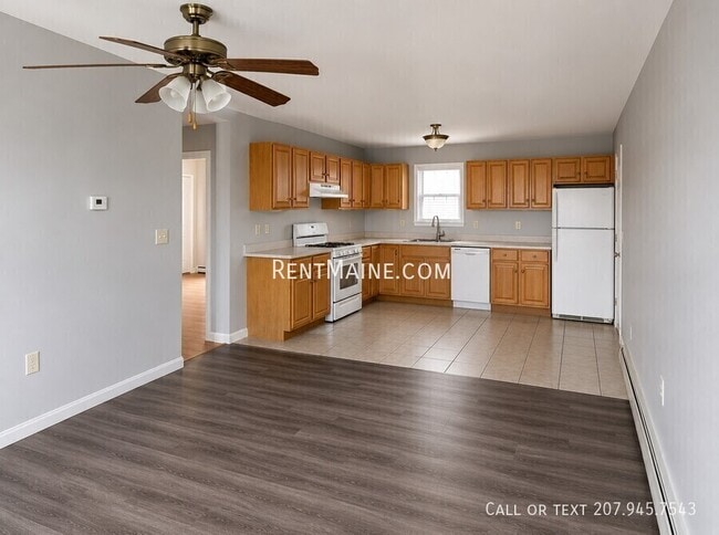 Building Photo - 1833 Hammond St Unit 1