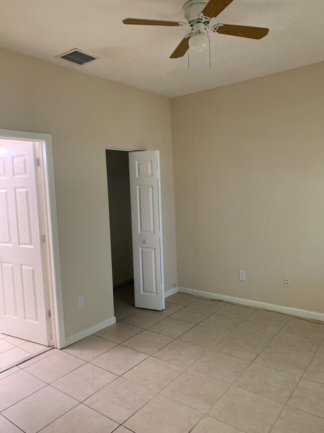 Photo - 1966 Freeport Dr Unit 1966 Feeport Lane