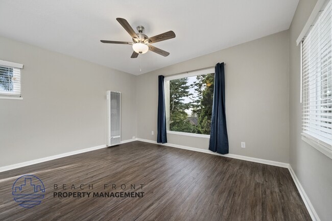 Photo - 374 Cypress Dr.