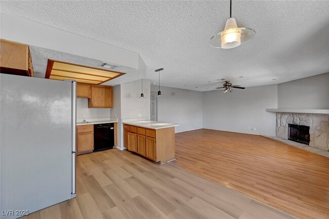 Building Photo - 913 Falconhead Ln Unit 201 Rental