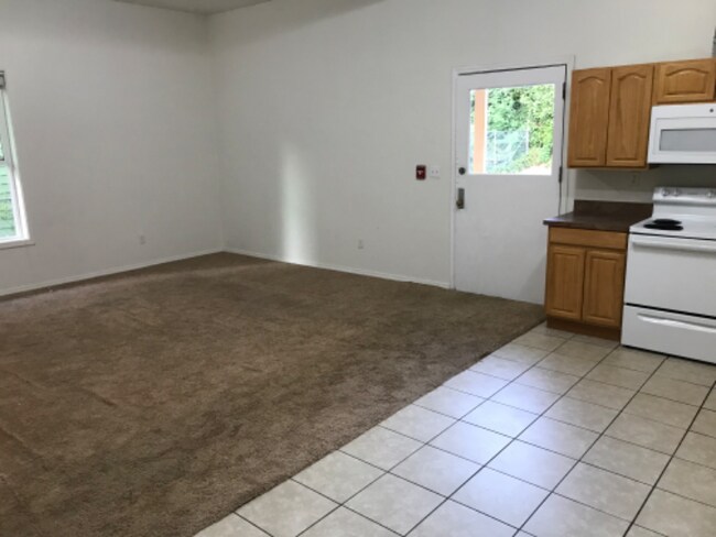 Photo - 4012 S 130th St Unit 102