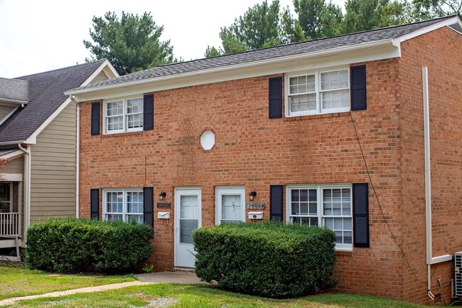 Building Photo - 1406 Chesapeake St
