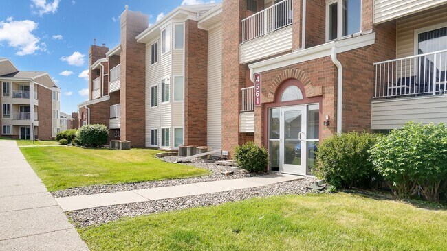 Cinnamon Ridge Apartments