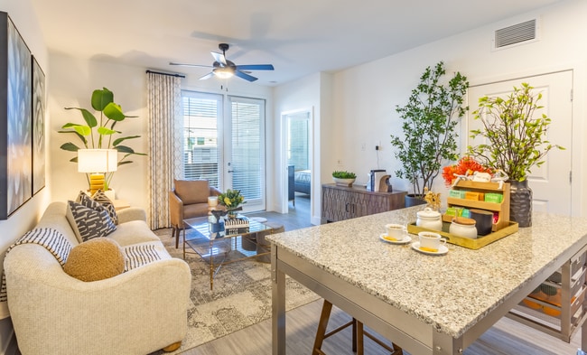 Photo - The Isabella