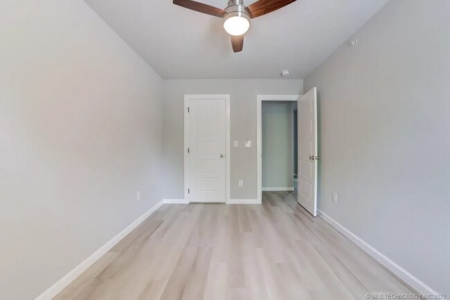 Photo - 3416 S Redbud St