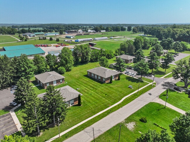 Photo - Maplecrest Apartments