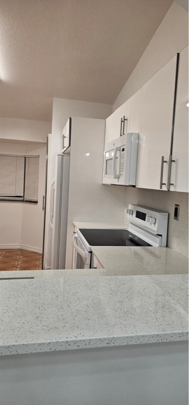 Photo - 1270 SE 27th St