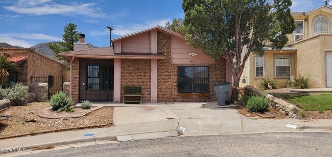 Building Photo - 6716 Ridge Top Dr Rental