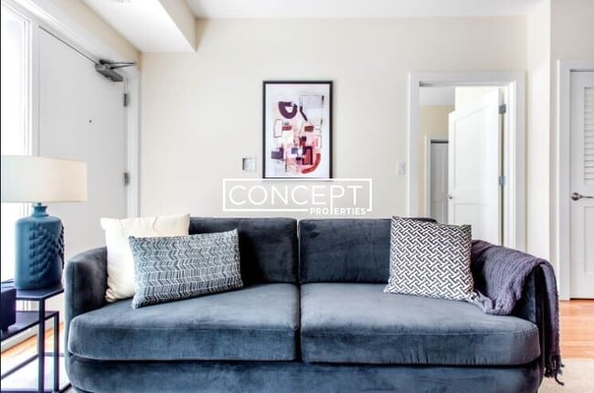 Building Photo - 9 Miner St Unit 105CP