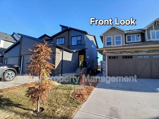 Building Photo - 807 Rowan Cl SW Unit Lower