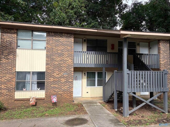 Building Photo - 12326 Chicamauga Trail SE Unit 3B