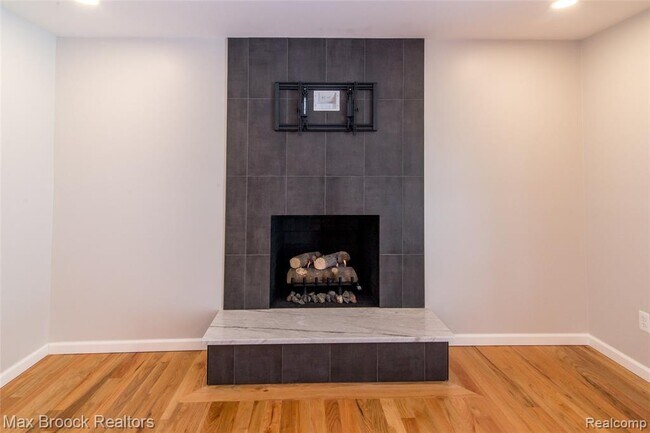 Photo - 31419 Sleepy Hollow Ln