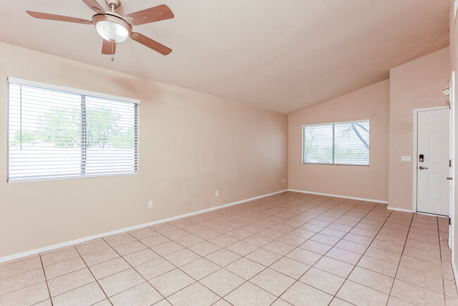 Photo - 10462 E Dusky Willow Dr